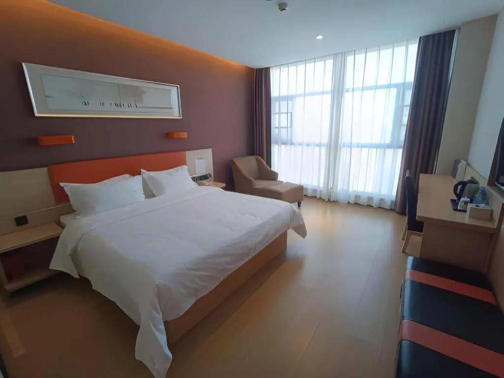 Bed in 7Days Premium Yichang Railway Station East