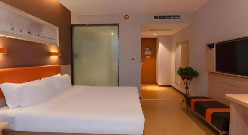 Bed in 7Days Premium Yichang Railway Station East