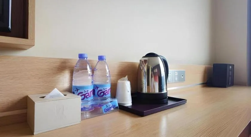 7Days Premium Yichang Railway Station East