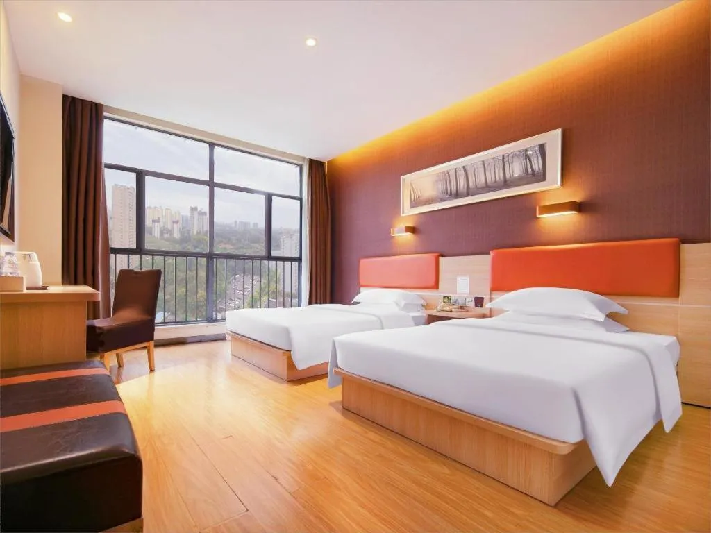 Bed in 7Days Premium Yichang Railway Station East