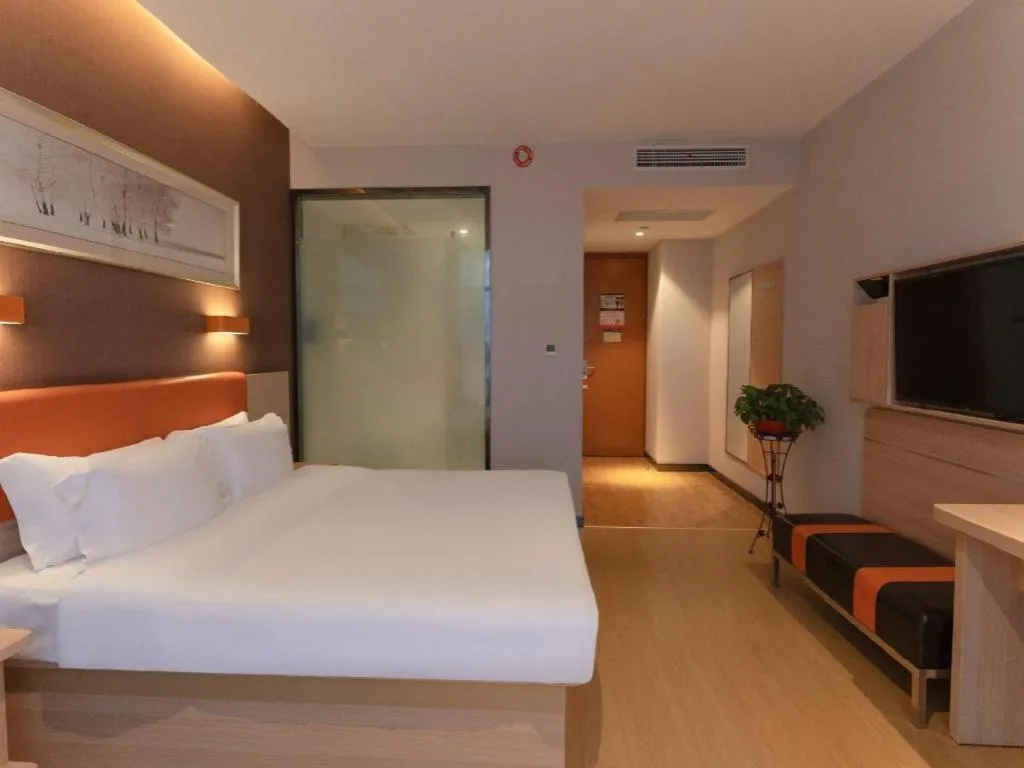 Bed in 7Days Premium Yichang Railway Station East