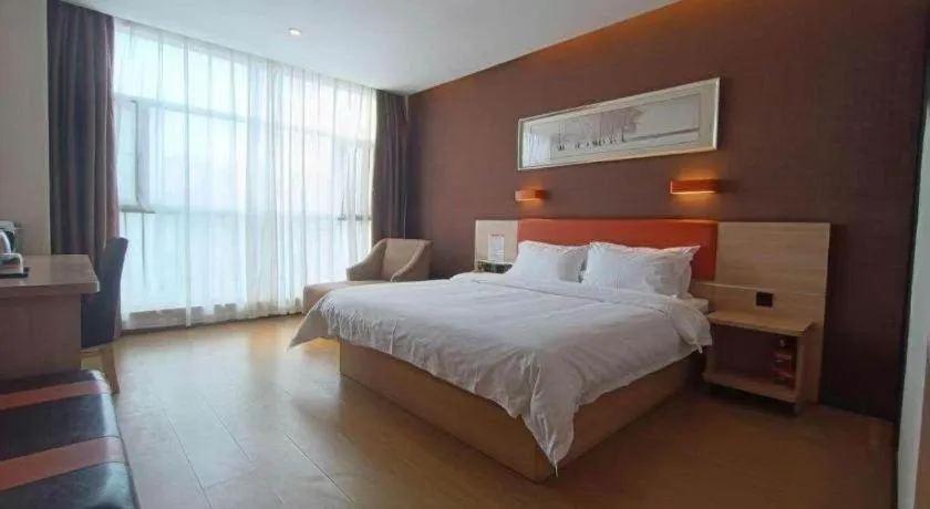 Bed in 7Days Premium Yichang Railway Station East