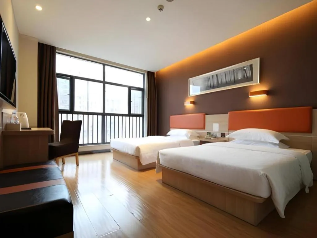 Bed in 7Days Premium Yichang Railway Station East