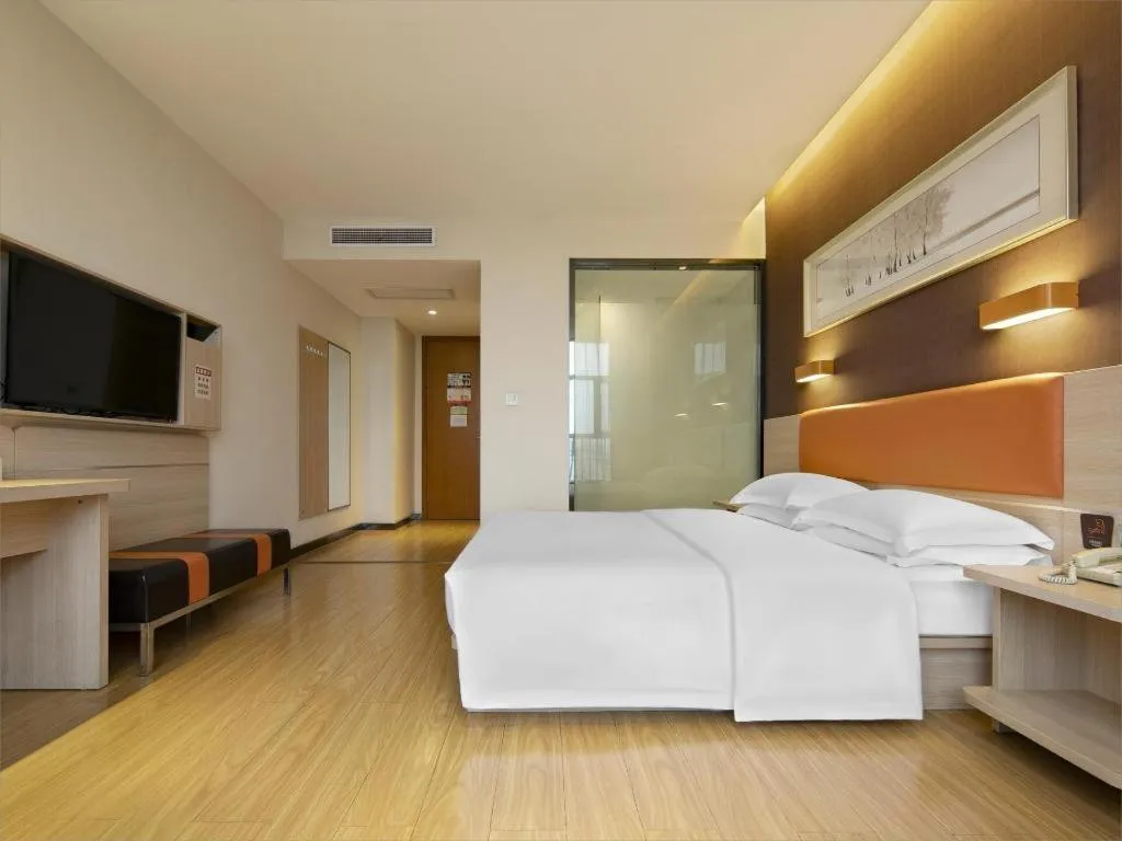 Bed in 7Days Premium Yichang Railway Station East