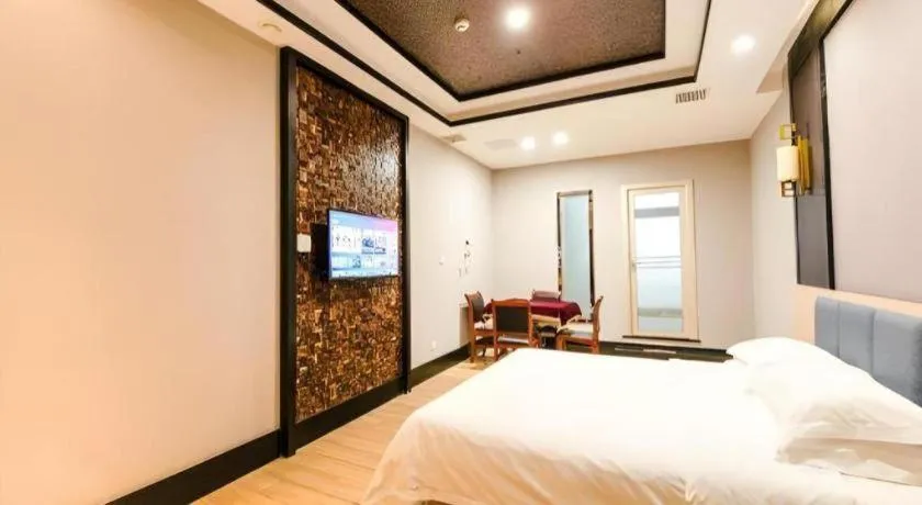 Bed in 7Days Premium Yichang Railway Station East