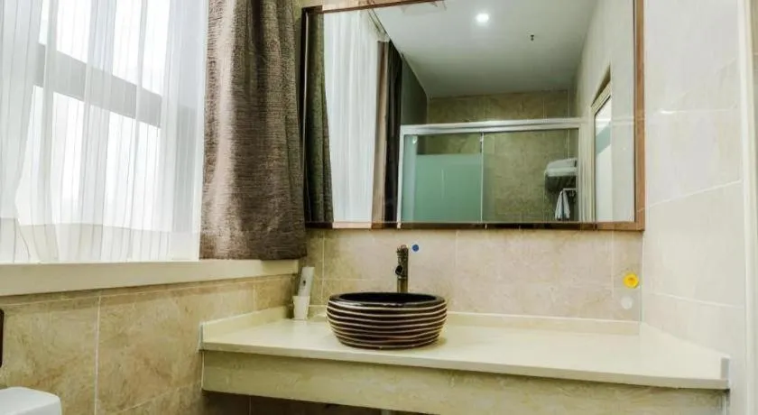 7Days Premium Yichang Railway Station East