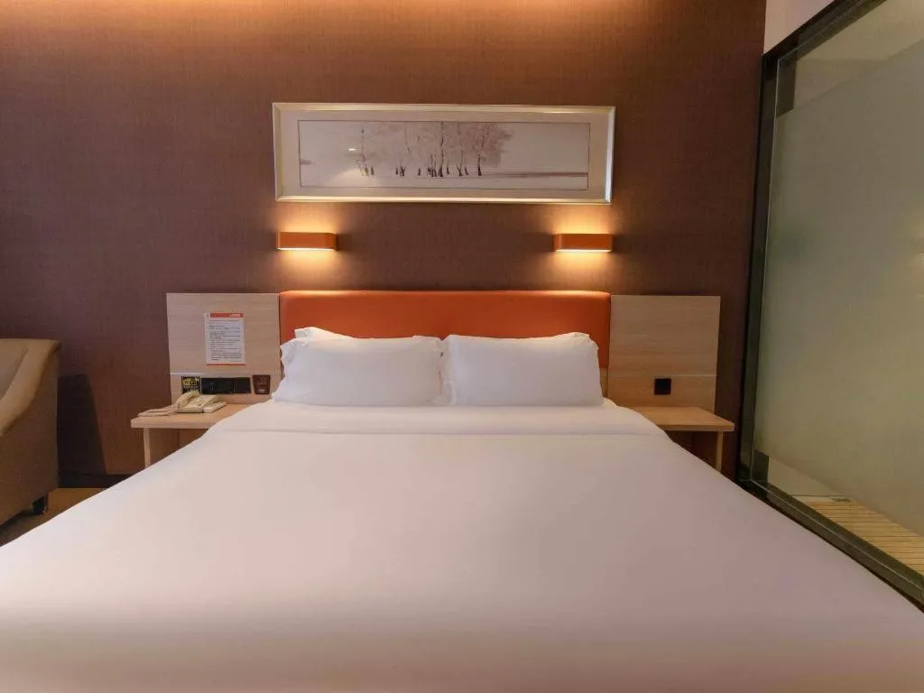 Bed in 7Days Premium Yichang Railway Station East