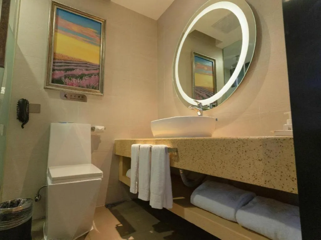 7Days Premium Yichang Railway Station East