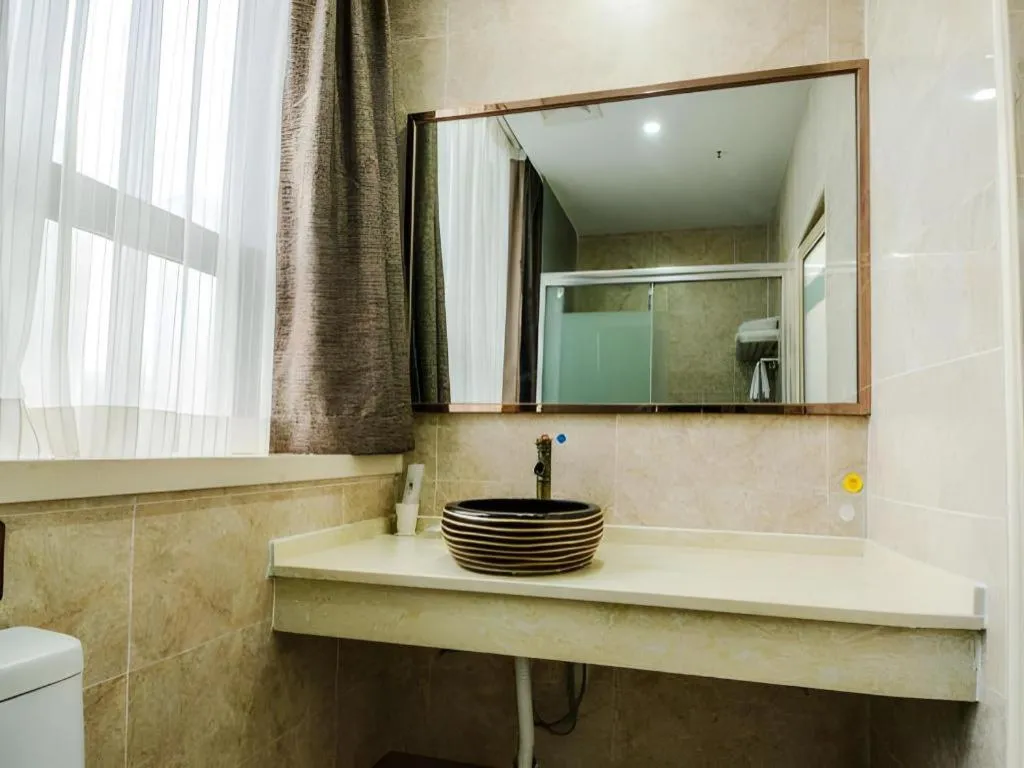 7Days Premium Yichang Railway Station East