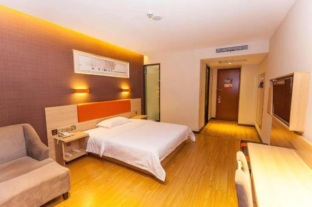 Bed in 7Days Premium Yichang Railway Station East