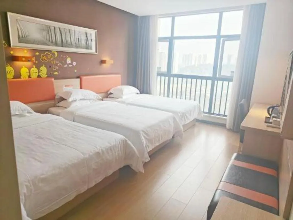 Bed in 7Days Premium Yichang Railway Station East