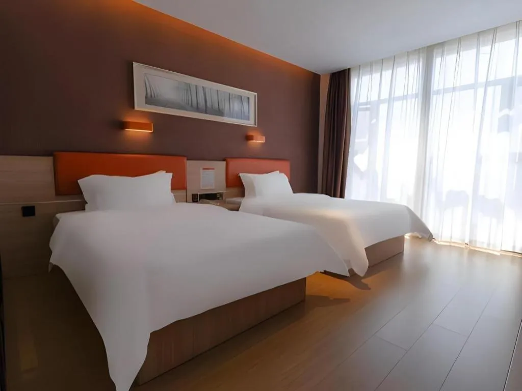 Bed in 7Days Premium Yichang Railway Station East