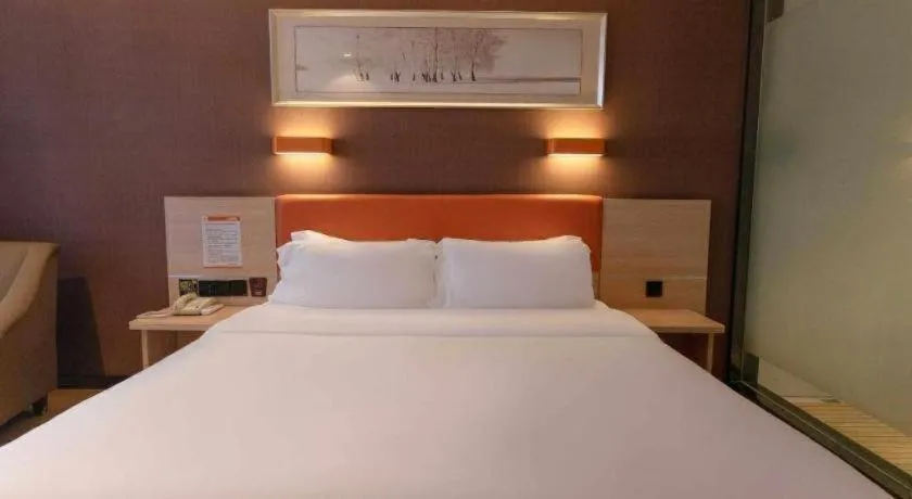 Bed in 7Days Premium Yichang Railway Station East