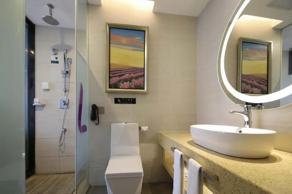 7Days Premium Yichang Railway Station East