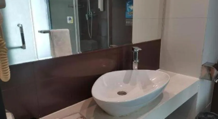 7 Days Inn Tai'an Dongpingxi Hualian