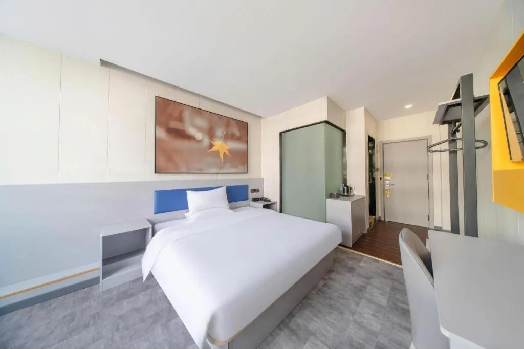 Bed in 7 Days Inn Tai'an Dongpingxi Hualian