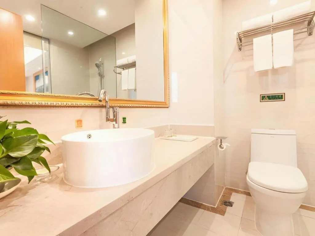 Vienna International Hotel Kunming Guangfu Road Aegean Shopping Center