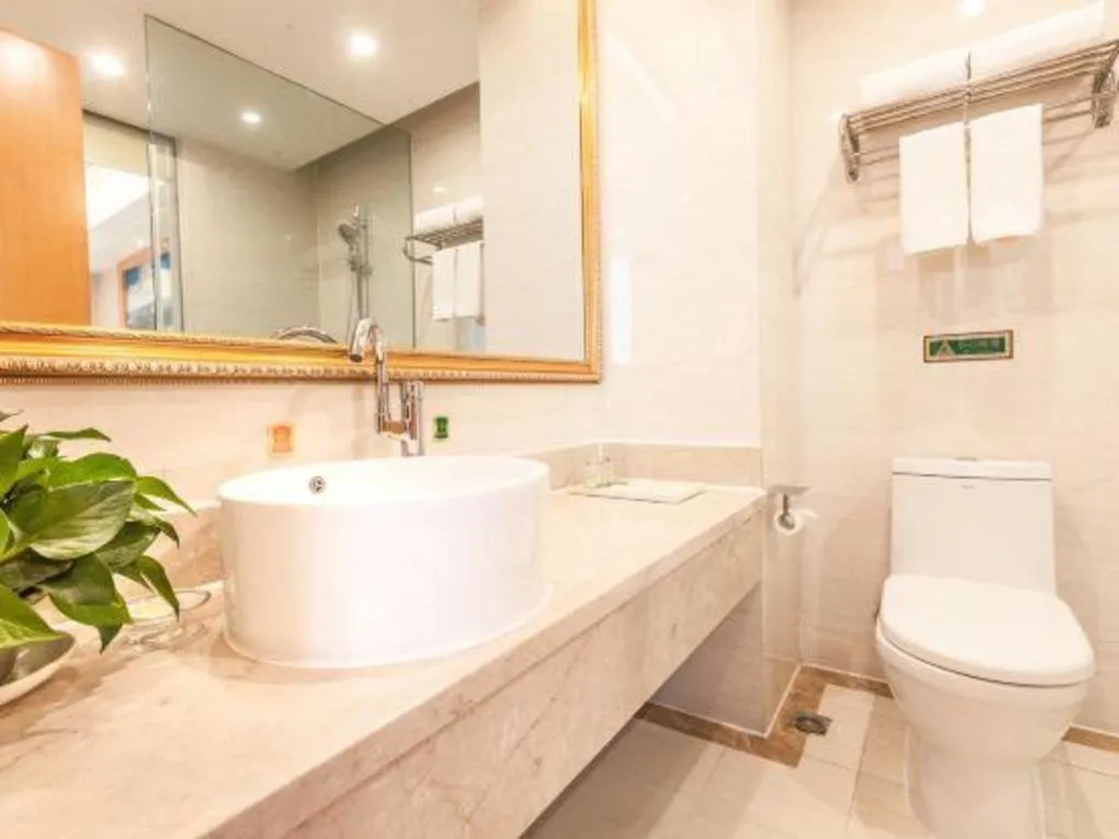 Vienna International Hotel Kunming Guangfu Road Aegean Shopping Center