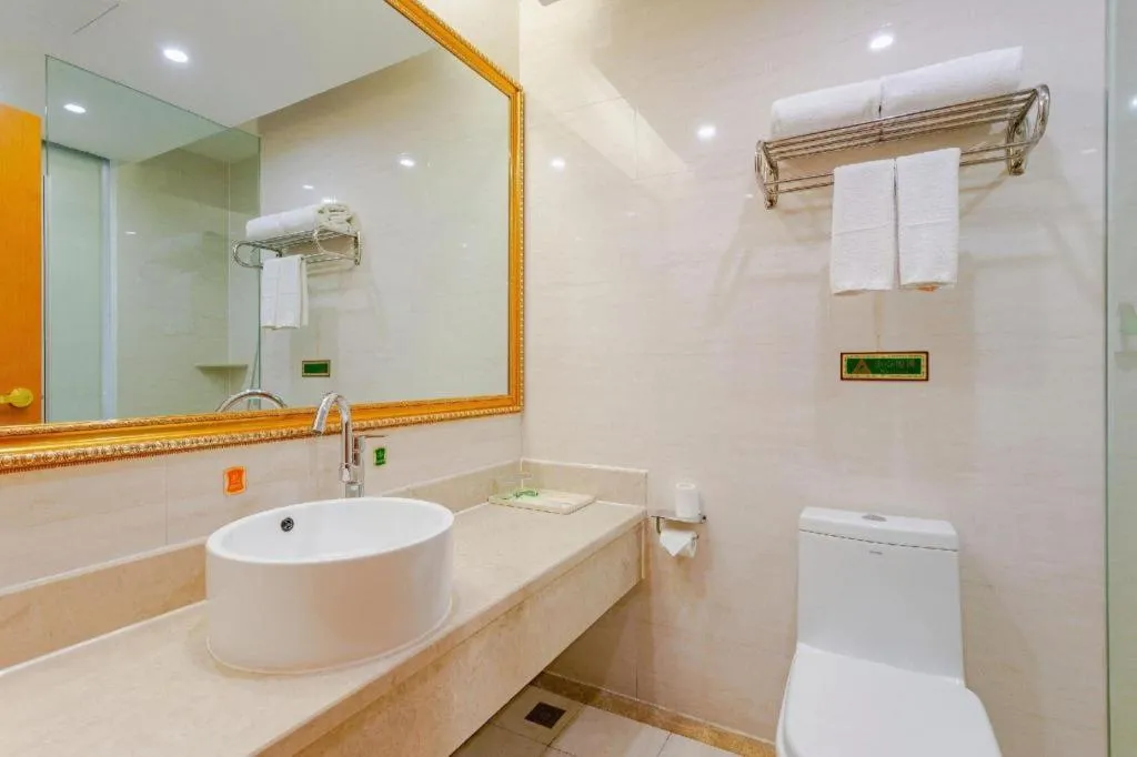 Vienna International Hotel Kunming Guangfu Road Aegean Shopping Center