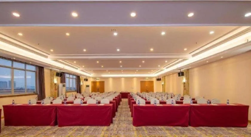 Vienna Hotel Guangzhou Airport Gaosu Pingsha