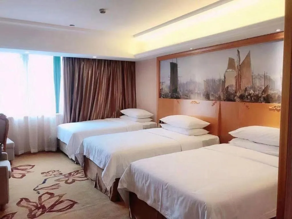 Bed in Vienna 3 Best Hotel Jiangsu Suzhou Zhouzhuang Luzhi Ancient Town