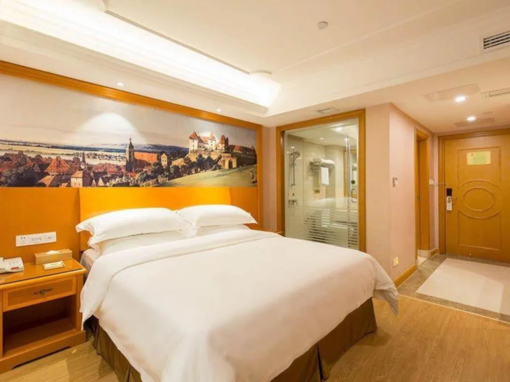Bed in Vienna Hotel Changsha Wuyi Avenue Railway Station
