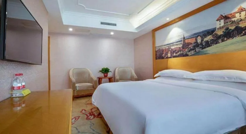 Bed in Vienna Hotel Changsha Wuyi Avenue Railway Station