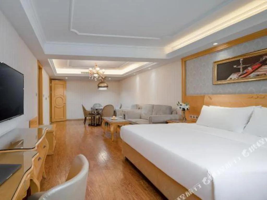Bed in Vienna Hotel Chengdu Airport Shuangliu Wanda