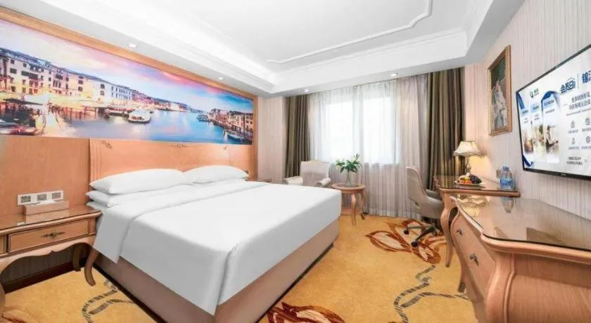 Bed in Vienna Hotel Chengdu Airport Shuangliu Wanda