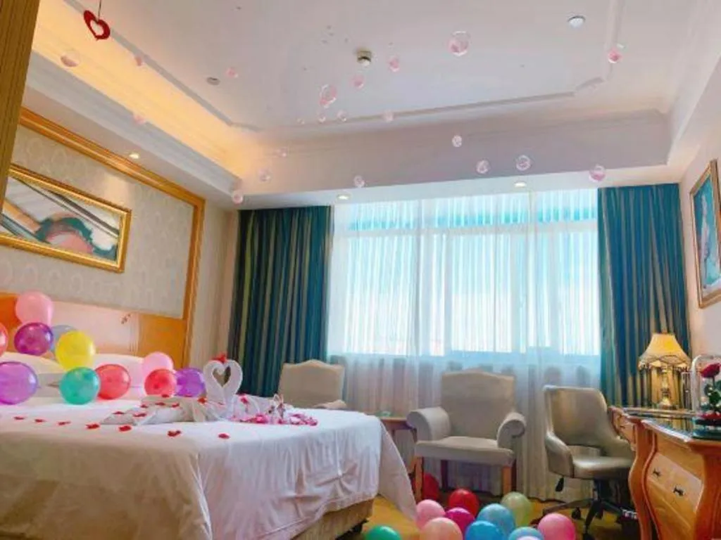 Bed in Vienna Hotel Chengdu Airport Shuangliu Wanda