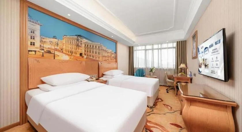 Bed in Vienna Hotel Chengdu Airport Shuangliu Wanda
