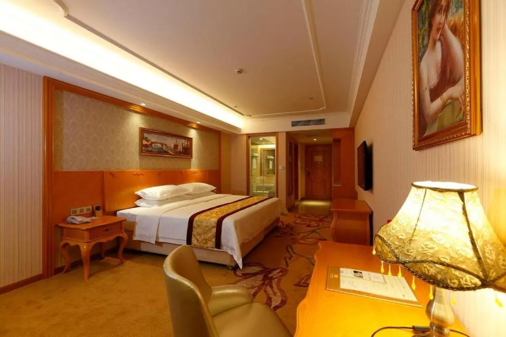 Bed in Vienna Hotel Chengdu Airport Shuangliu Wanda