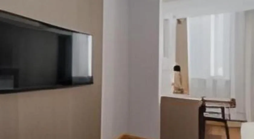 Yitel Shanghai Hongqiao Railway Station National Convention and Exhibition Center