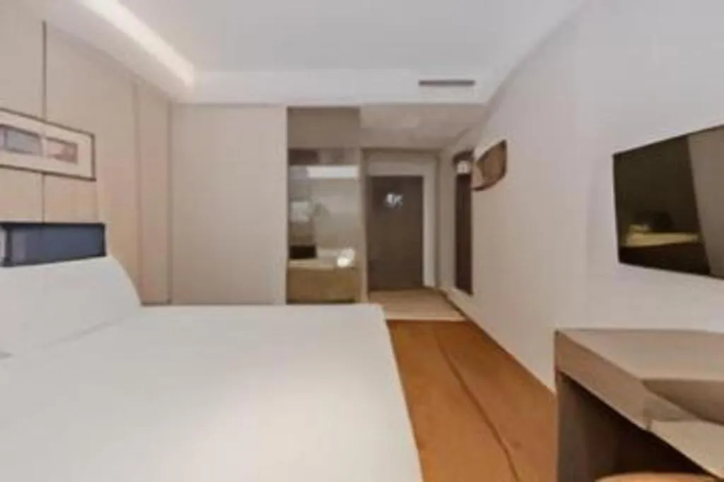 Bed in Yitel Shanghai Hongqiao Railway Station National Convention and Exhibition Center