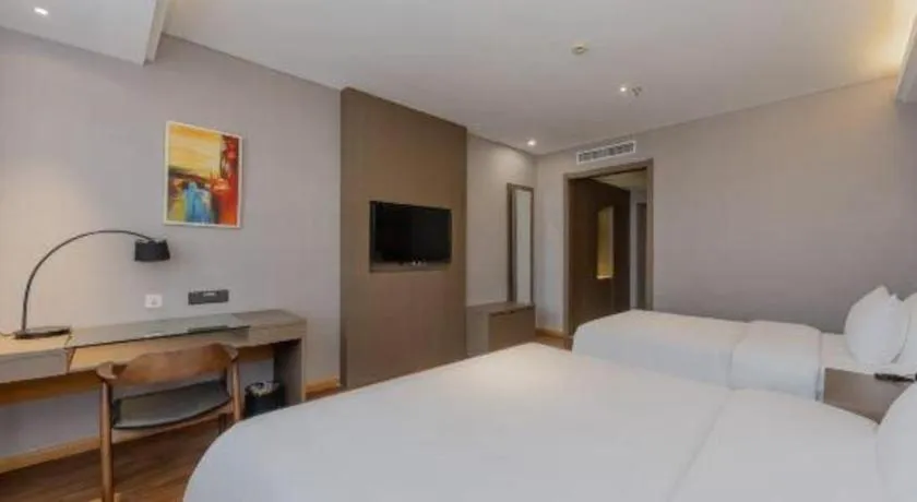 Bed in Yitel Shanghai Hongqiao Railway Station National Convention and Exhibition Center