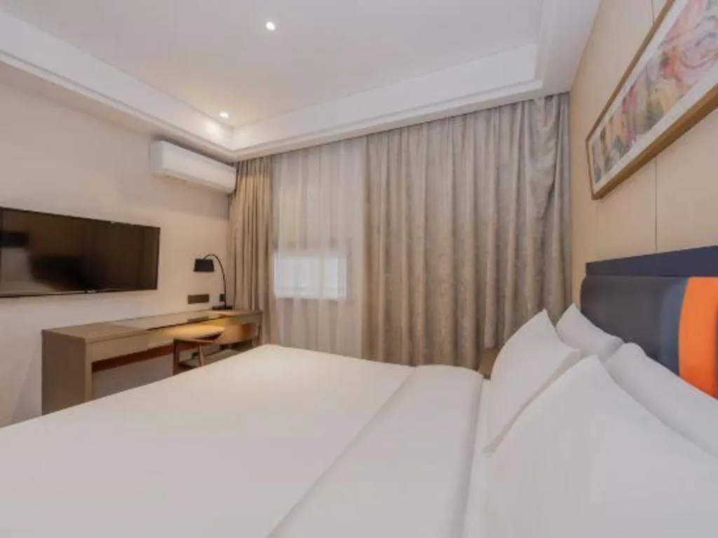 Bed in Yitel Shanghai Hongqiao Railway Station National Convention and Exhibition Center