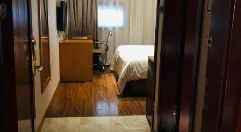 Bed in Yitel Shanghai Hongqiao Railway Station National Convention and Exhibition Center