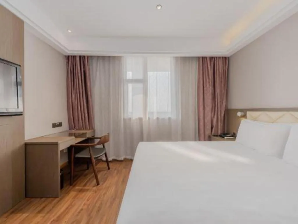 Bed in Yitel Shanghai Hongqiao Railway Station National Convention and Exhibition Center