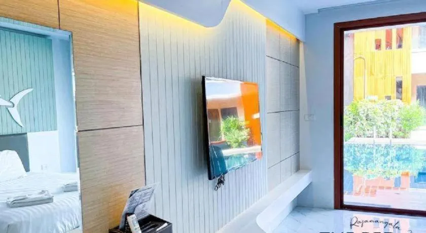 The Bed Vacation Rajamangala Hotel