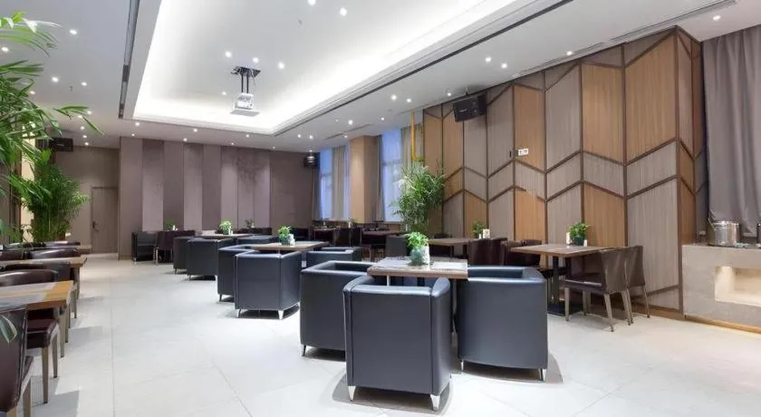 Yitel Shenyang Hunnan Olympic Sports Center Wanda Plaza