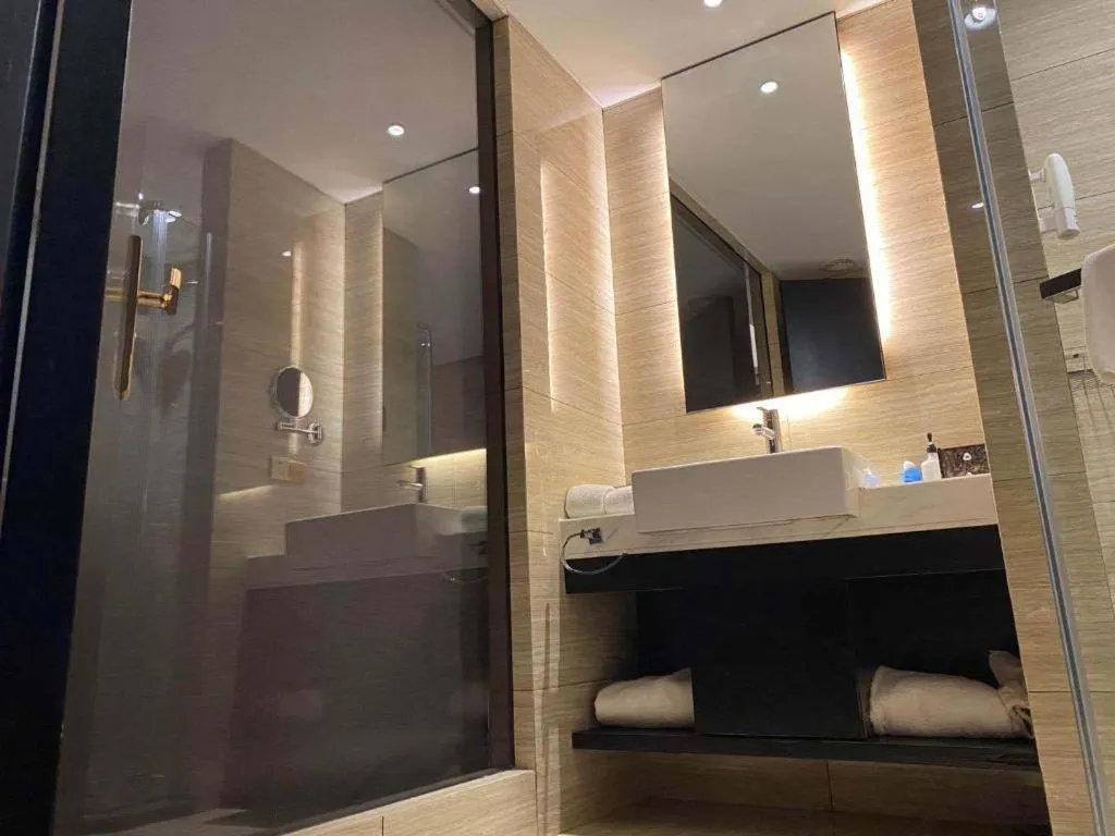 Yitel Shenyang Hunnan Olympic Sports Center Wanda Plaza