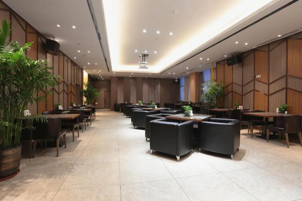 Yitel Shenyang Hunnan Olympic Sports Center Wanda Plaza