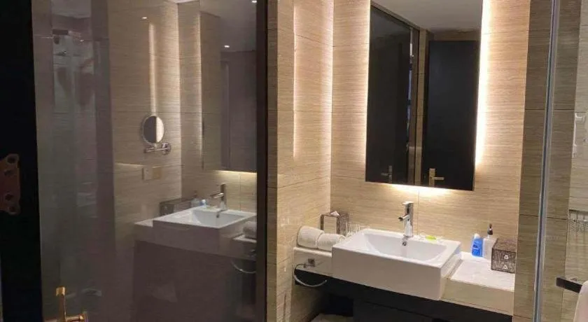 Yitel Shenyang Hunnan Olympic Sports Center Wanda Plaza