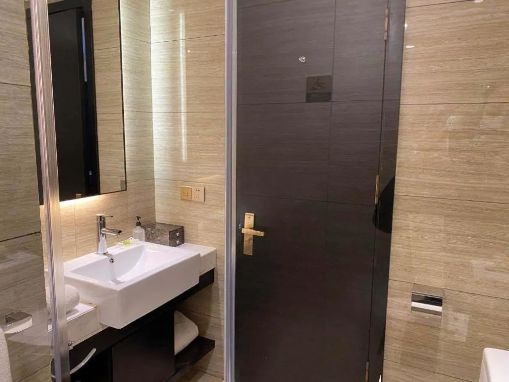 Yitel Shenyang Hunnan Olympic Sports Center Wanda Plaza