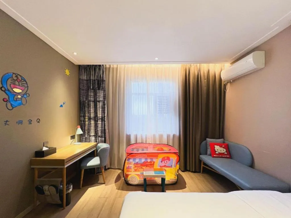 Bed in Home Inn Neo Leshan Central Food Street