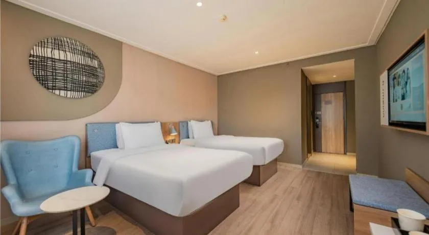 Bed in Home Inn Neo Leshan Central Food Street