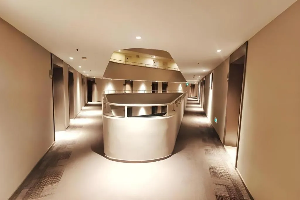 Home Inn Neo Leshan Central Food Street