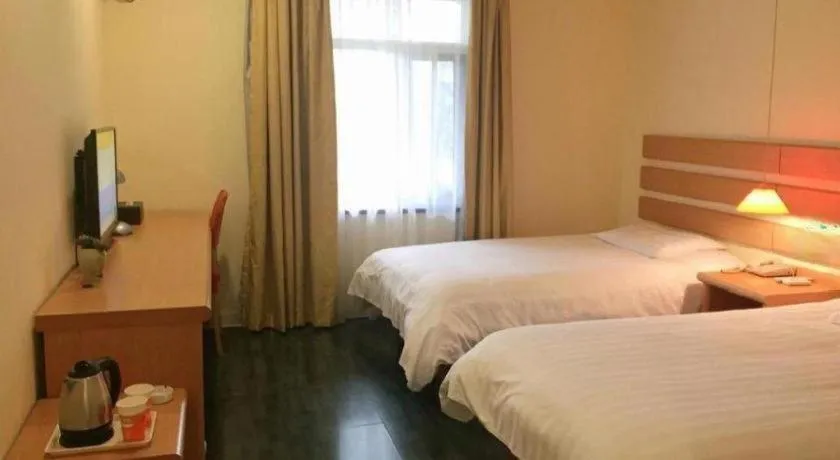 Bed in Home Inn Neo Leshan Central Food Street