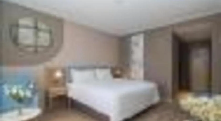 Bed in Home Inn Neo Leshan Central Food Street