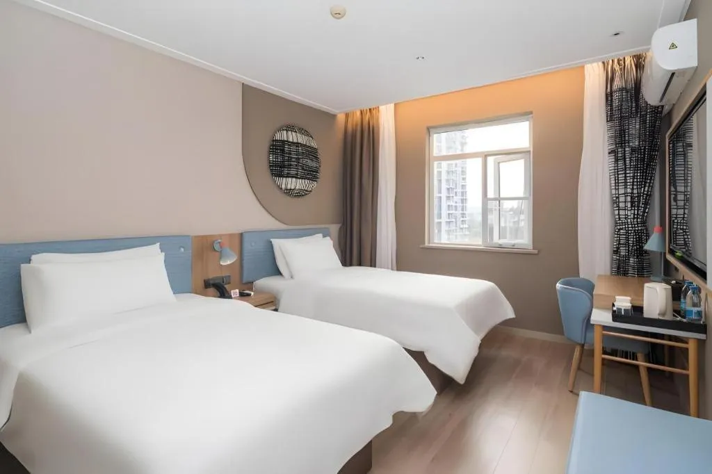 Bed in Home Inn Neo Leshan Central Food Street